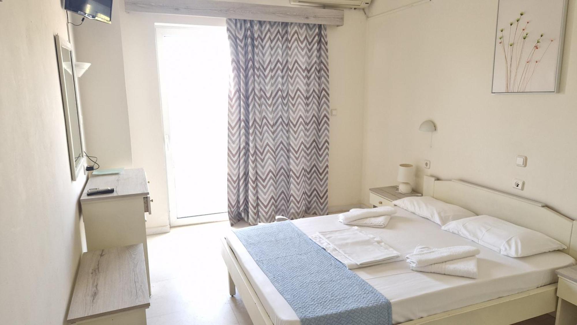 Regina Hotel Kíssamos Cameră foto